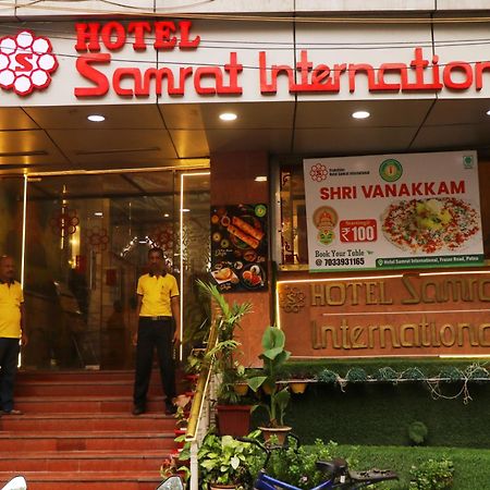 Hotel Samrat International Патна Екстериор снимка