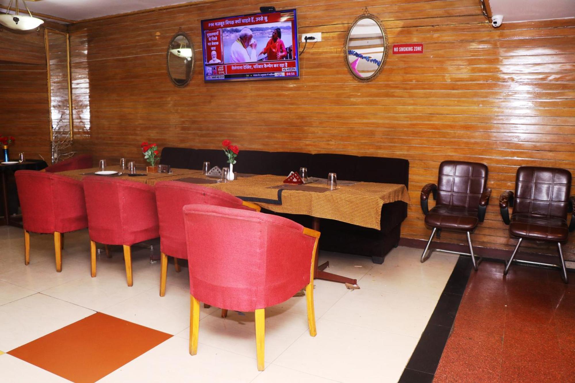 Hotel Samrat International Патна Екстериор снимка