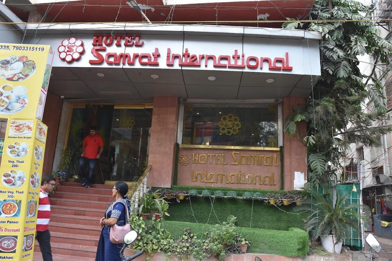 Hotel Samrat International Патна Екстериор снимка