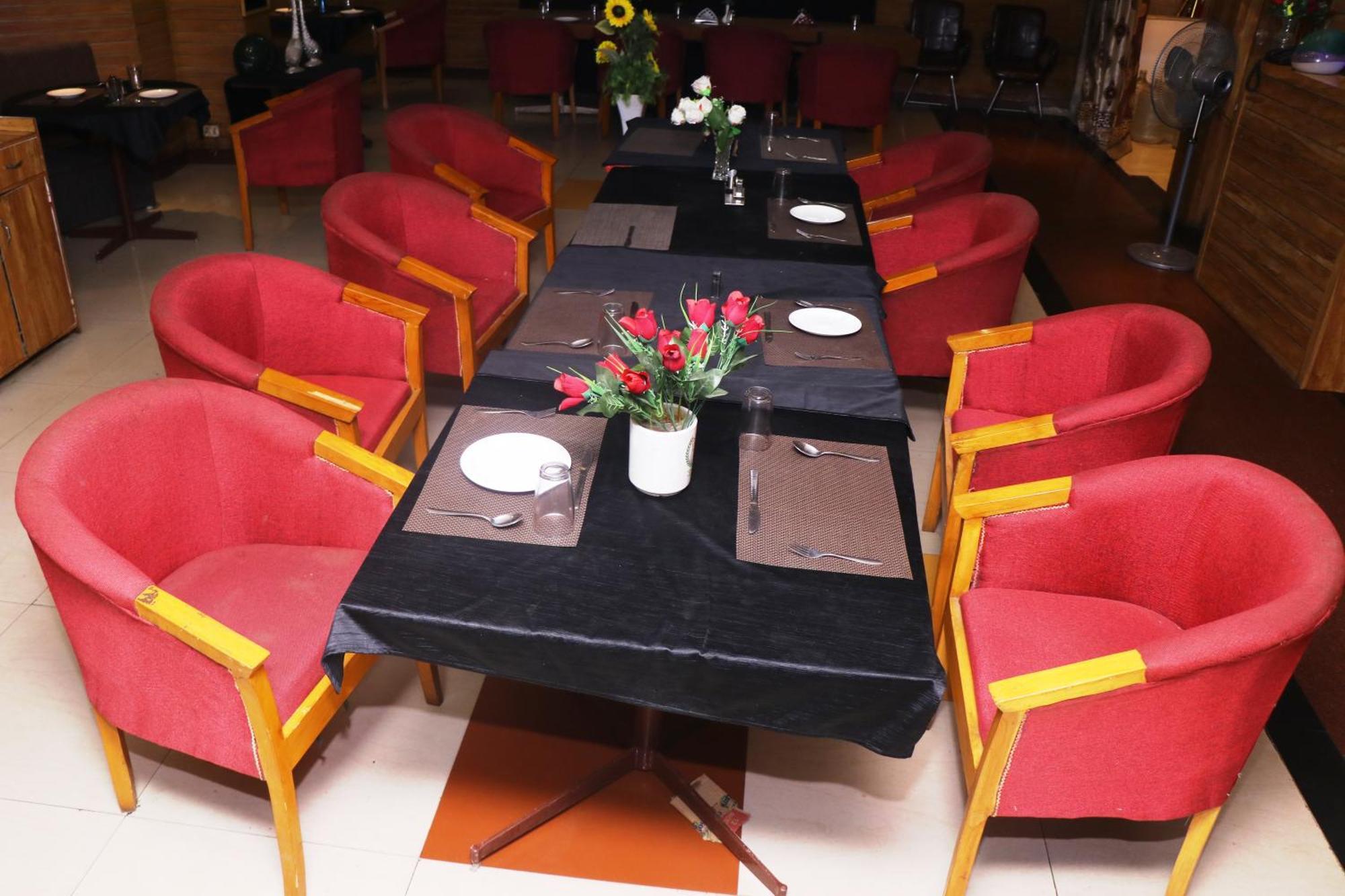 Hotel Samrat International Патна Екстериор снимка
