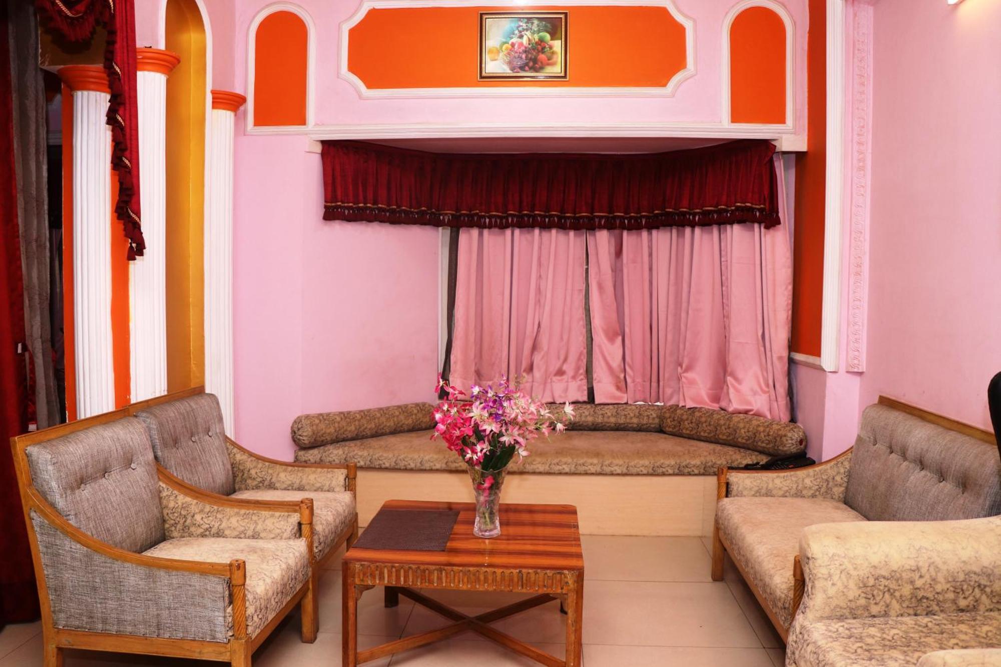 Hotel Samrat International Патна Екстериор снимка
