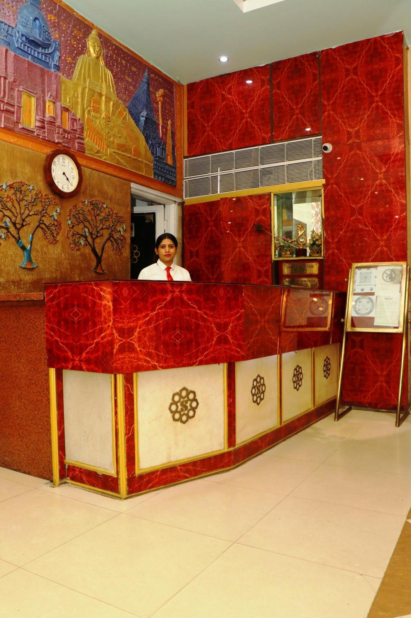 Hotel Samrat International Патна Екстериор снимка